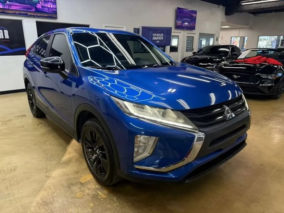 2018 Mitsubishi Eclipse Cross - Image 2 of 18