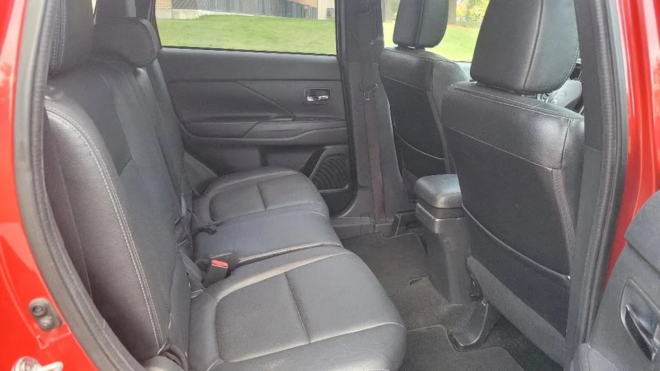 2018 Mitsubishi Outlander - Image 6 of 18