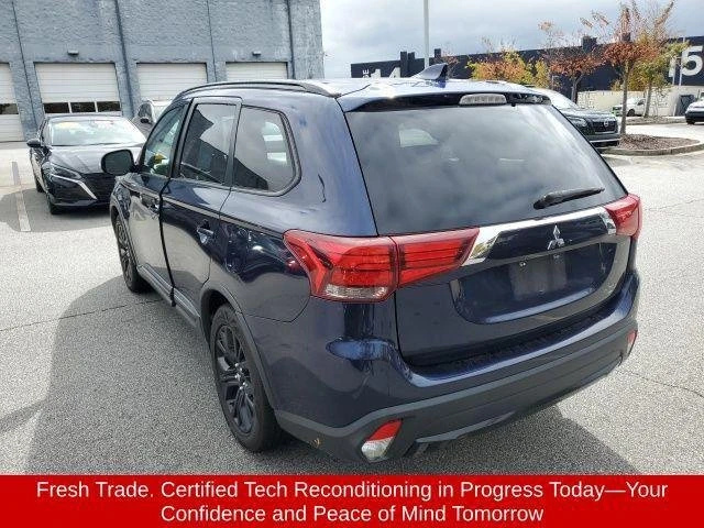 2018 Mitsubishi Outlander - Image 3 of 4