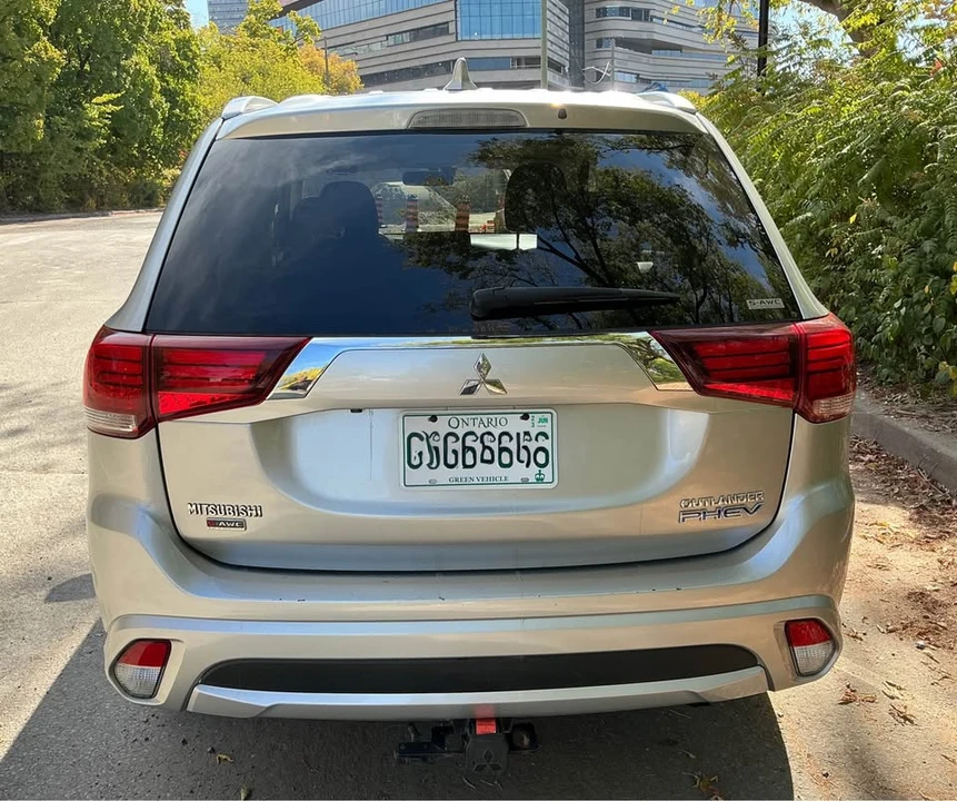2018 Mitsubishi Outlander - Image 5 of 18