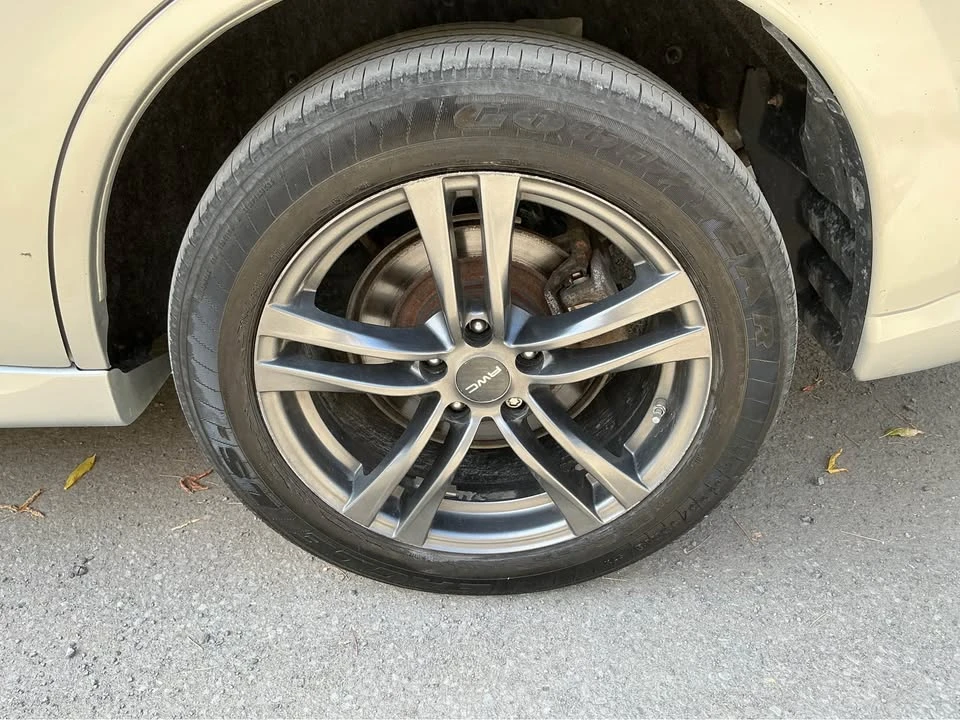 2018 Mitsubishi Outlander - Image 15 of 18