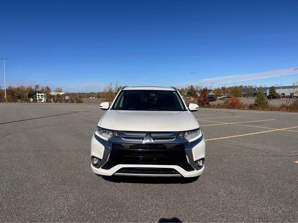 2018 Mitsubishi Outlander - Image 9 of 19