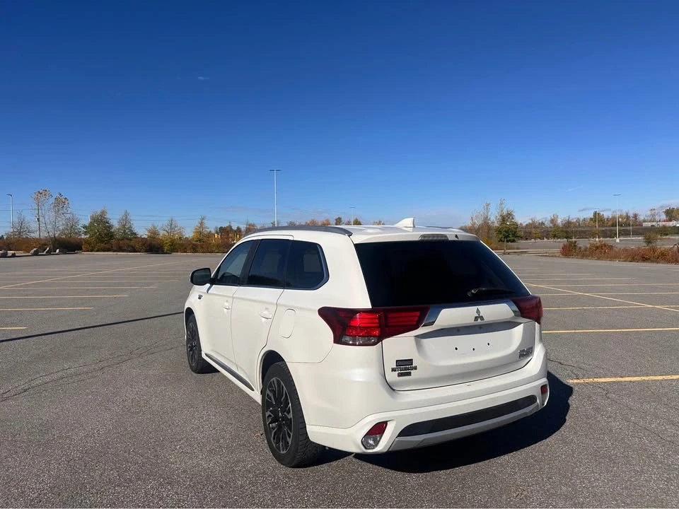 2018 Mitsubishi Outlander - Image 4 of 19