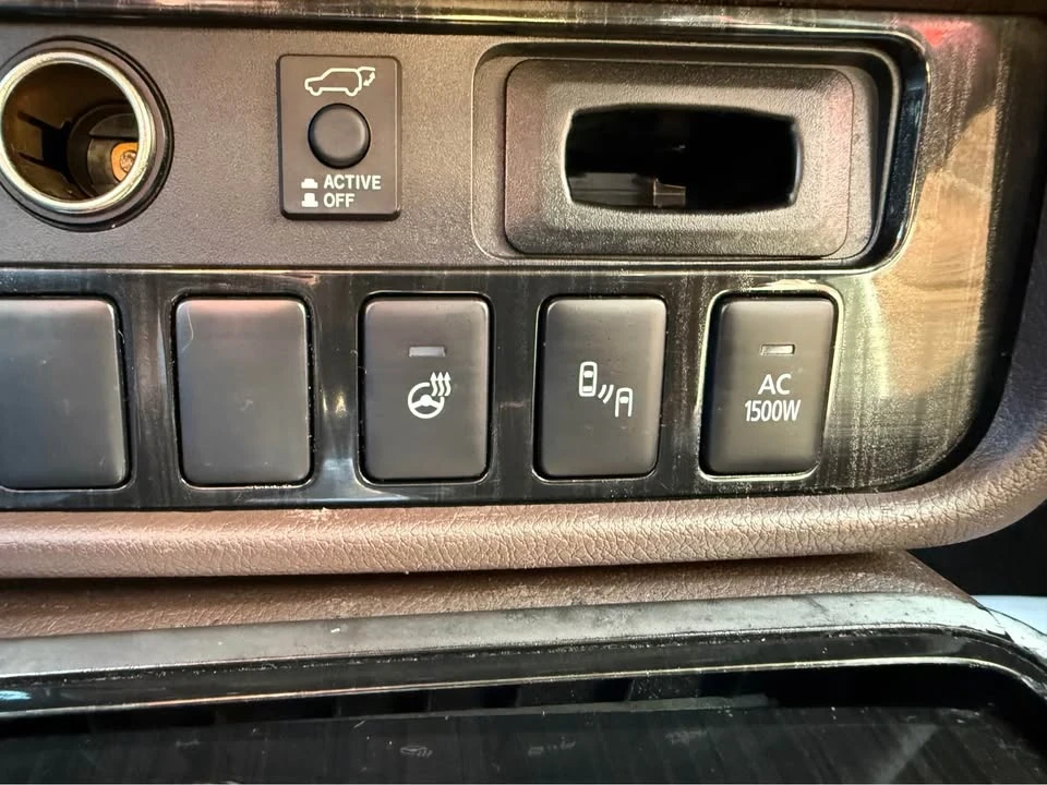 2018 Mitsubishi Outlander - Image 19 of 19