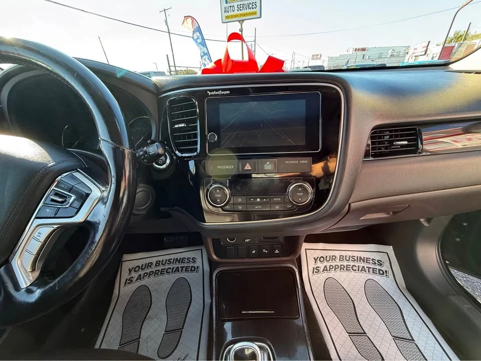 2018 Mitsubishi Outlander - Image 6 of 19