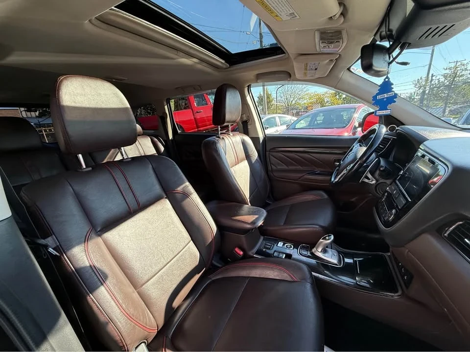2018 Mitsubishi Outlander - Image 4 of 19