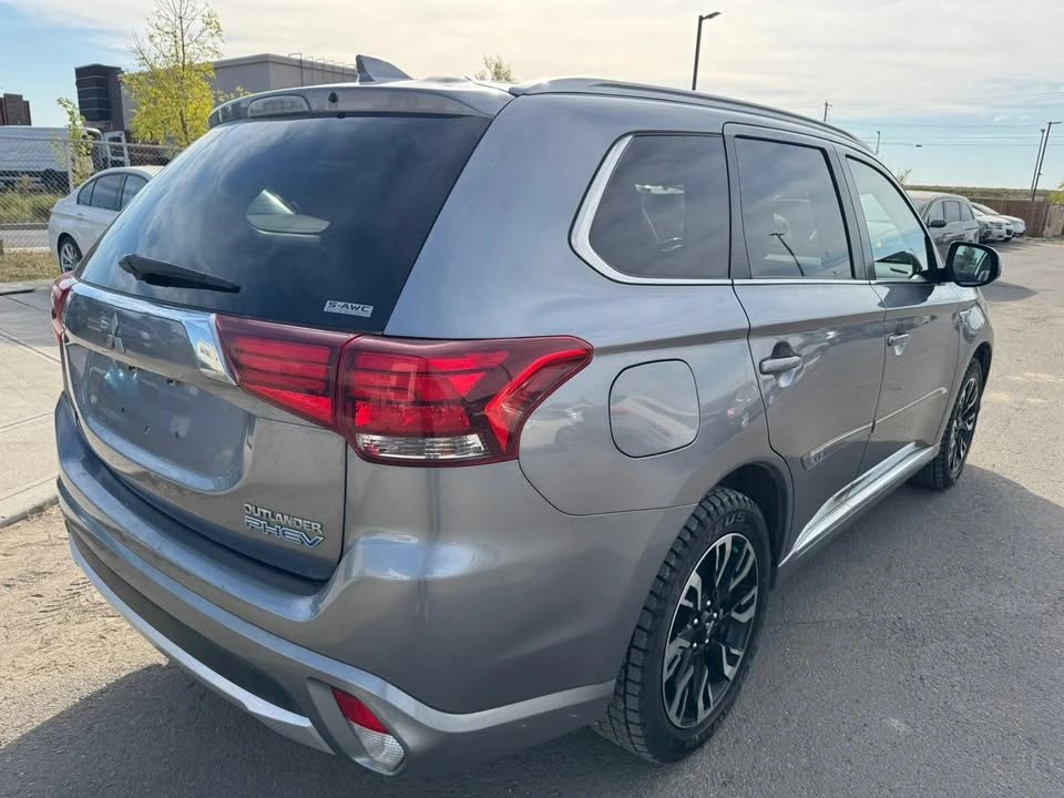 2018 Mitsubishi Outlander - Image 4 of 16
