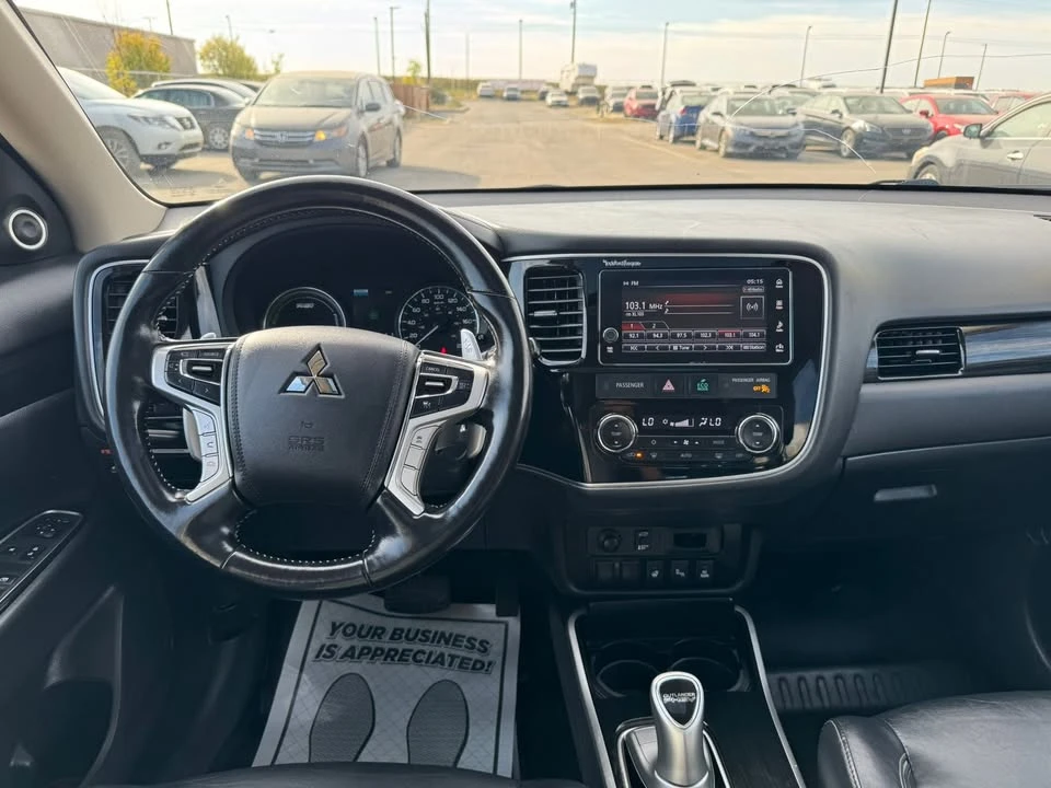 2018 Mitsubishi Outlander - Image 11 of 16