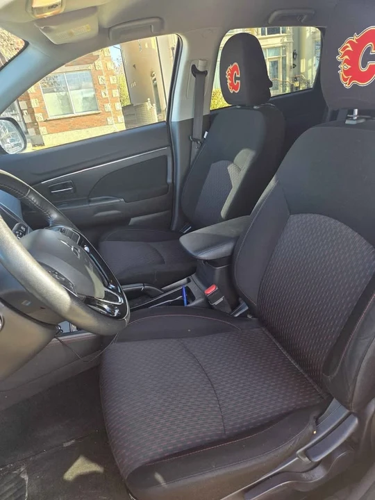 2018 Mitsubishi Outlander - Image 13 of 14