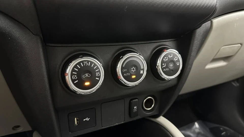 2018 Mitsubishi Outlander - Image 13 of 20