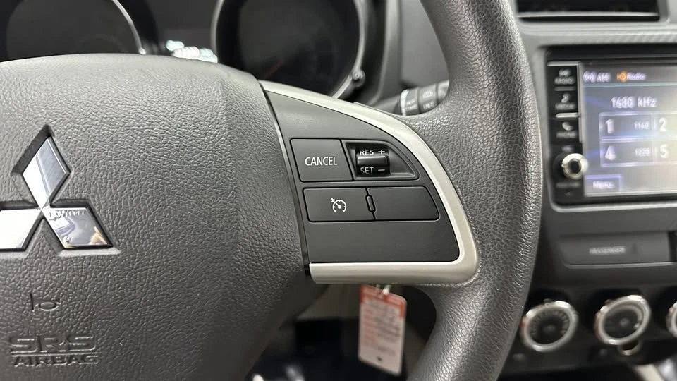 2018 Mitsubishi Outlander - Image 17 of 20