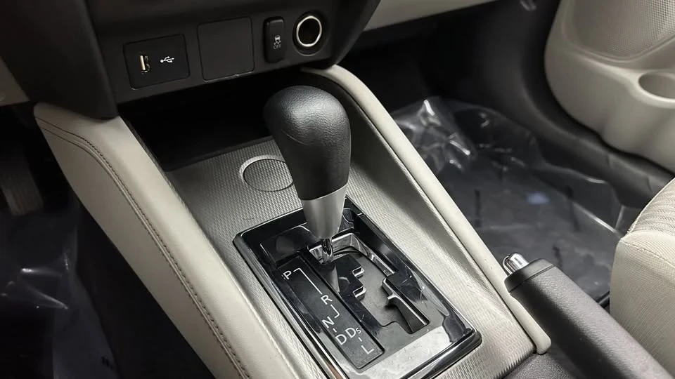 2018 Mitsubishi Outlander - Image 14 of 20