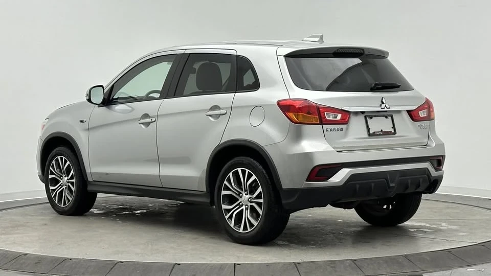 2018 Mitsubishi Outlander - Image 5 of 20