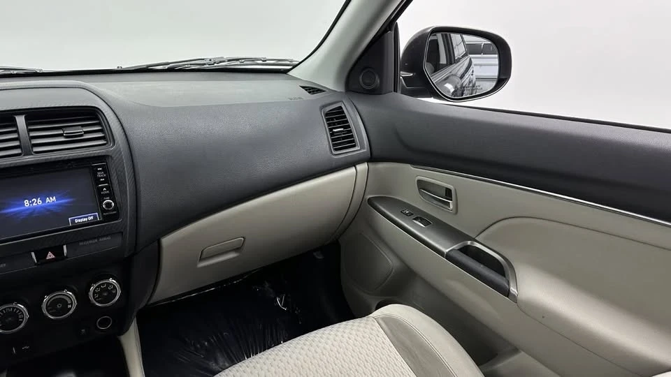 2018 Mitsubishi Outlander - Image 15 of 18