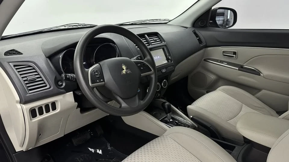 2018 Mitsubishi Outlander - Image 6 of 18