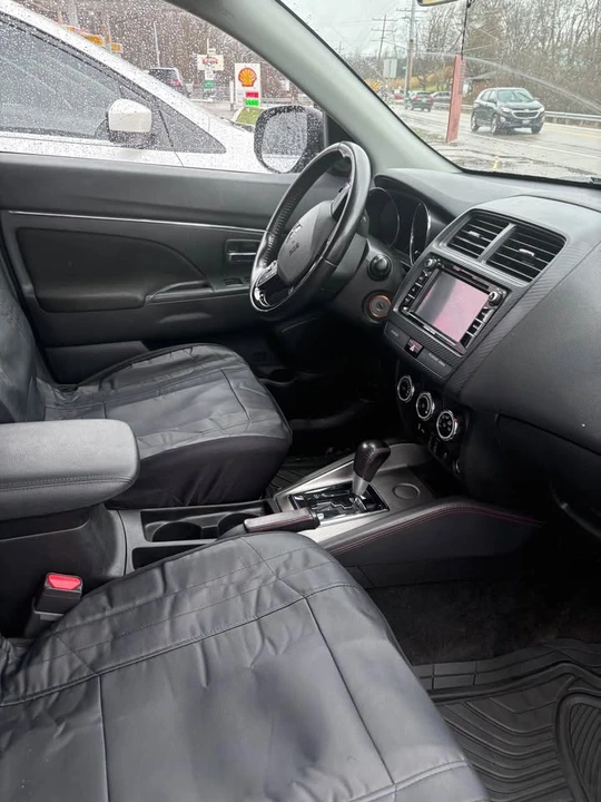 2018 Mitsubishi Outlander - Image 6 of 6