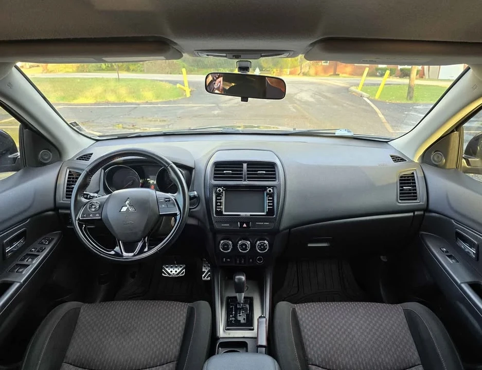 2018 Mitsubishi Outlander Sport - Image 7 of 11