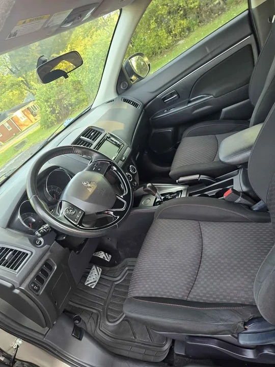 2018 Mitsubishi Outlander Sport - Image 6 of 11