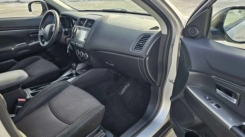2018 Mitsubishi Outlander - Image 10 of 17
