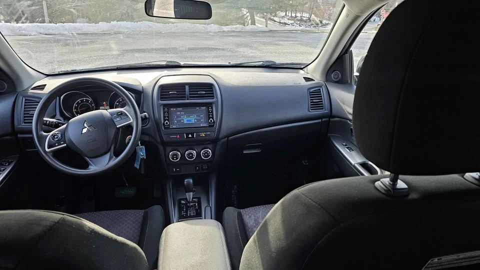 2018 Mitsubishi Outlander - Image 13 of 17