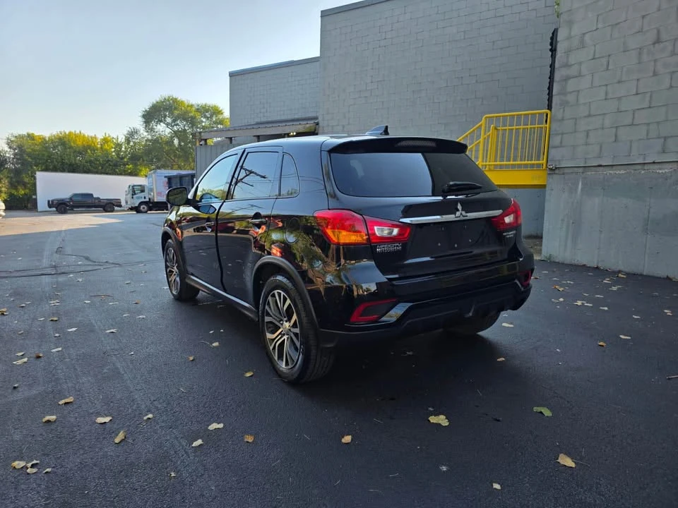 2018 Mitsubishi Outlander - Image 5 of 9