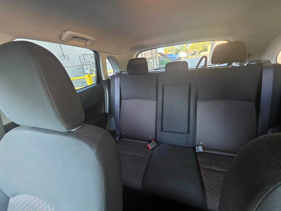 2018 Mitsubishi Outlander - Image 7 of 9