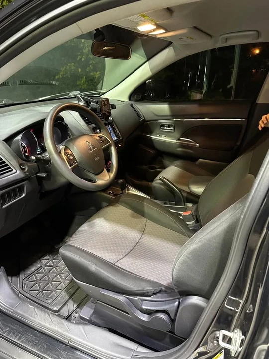 2018 Mitsubishi Outlander - Image 4 of 11
