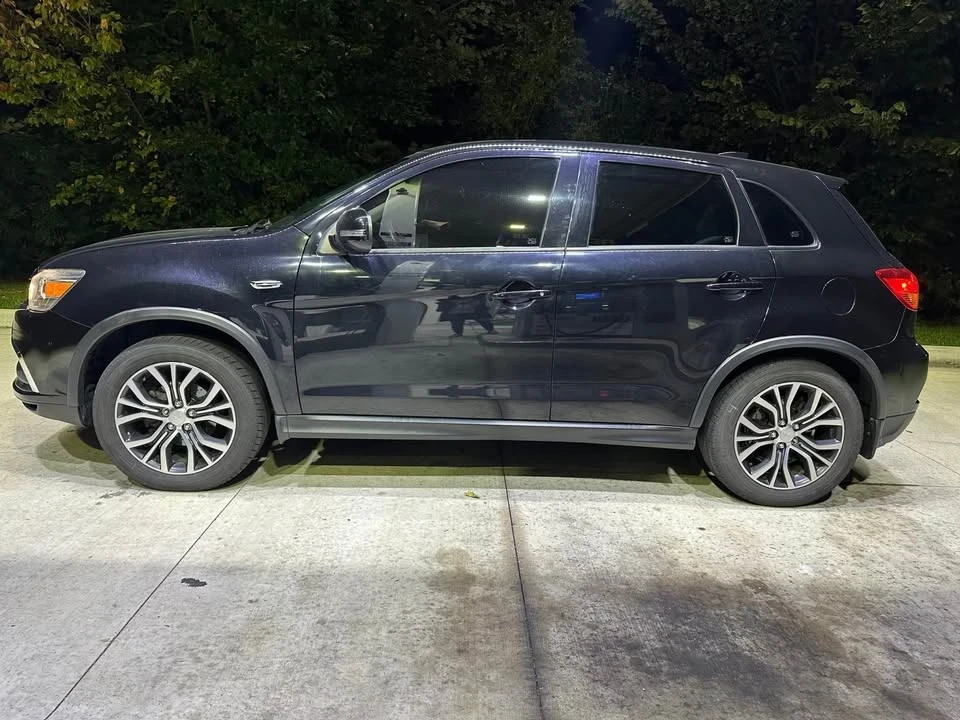 2018 Mitsubishi Outlander - Image 9 of 11
