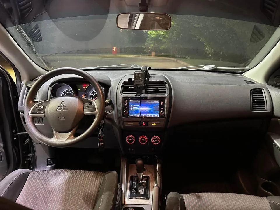 2018 Mitsubishi Outlander - Image 5 of 11