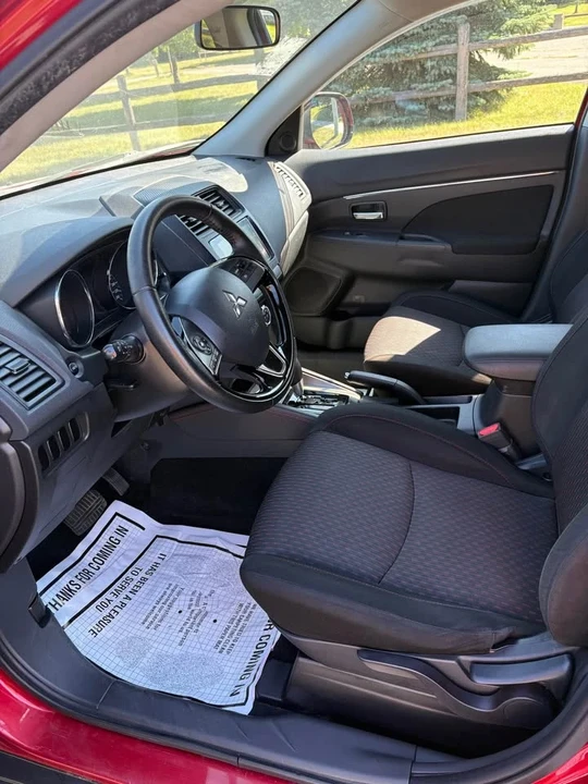 2018 Mitsubishi RVR - Image 9 of 16
