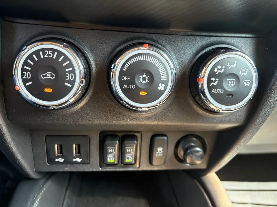 2018 Mitsubishi RVR - Image 11 of 16