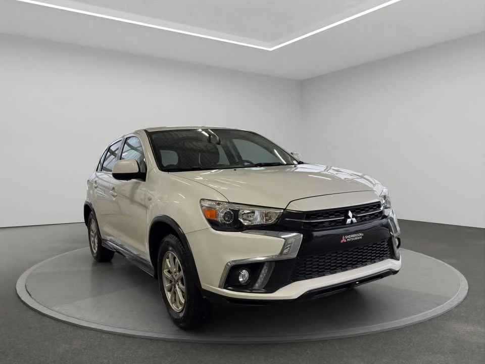2018 Mitsubishi RVR - Image 9 of 17