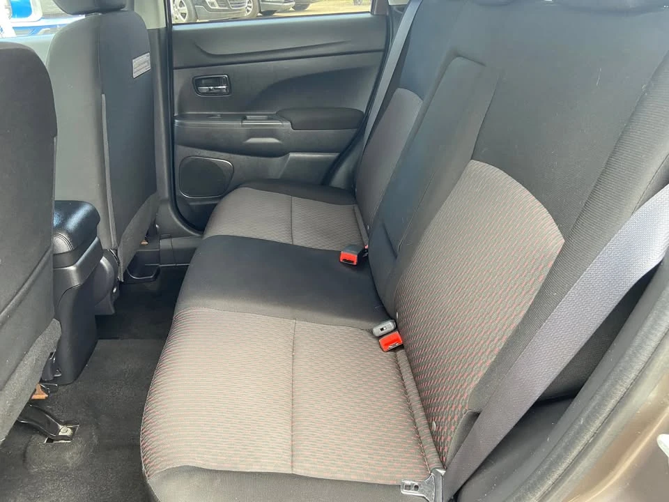 2018 Mitsubishi RVR - Image 8 of 11