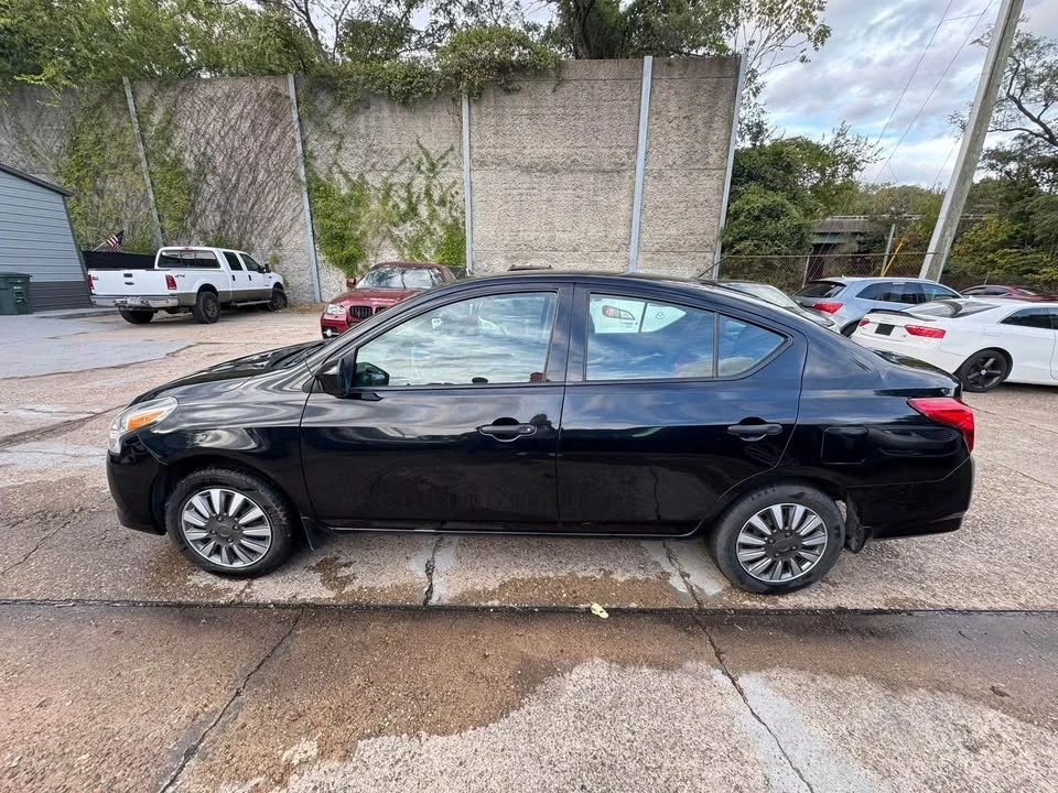 2018 Nissan Versa - Image 3 of 10