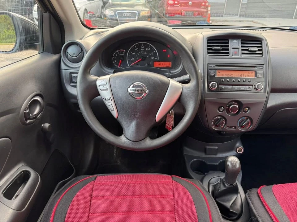 2018 Nissan Versa - Image 5 of 10
