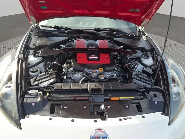 2018 Nissan Z - Image 10 of 11