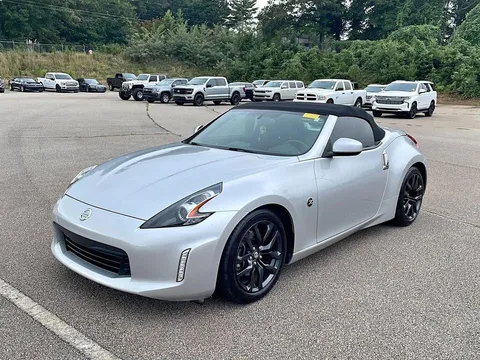 2018 Nissan 370Z Roadster Touring