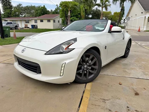 2018 Nissan 370Z Touring Sport Roadster 2D