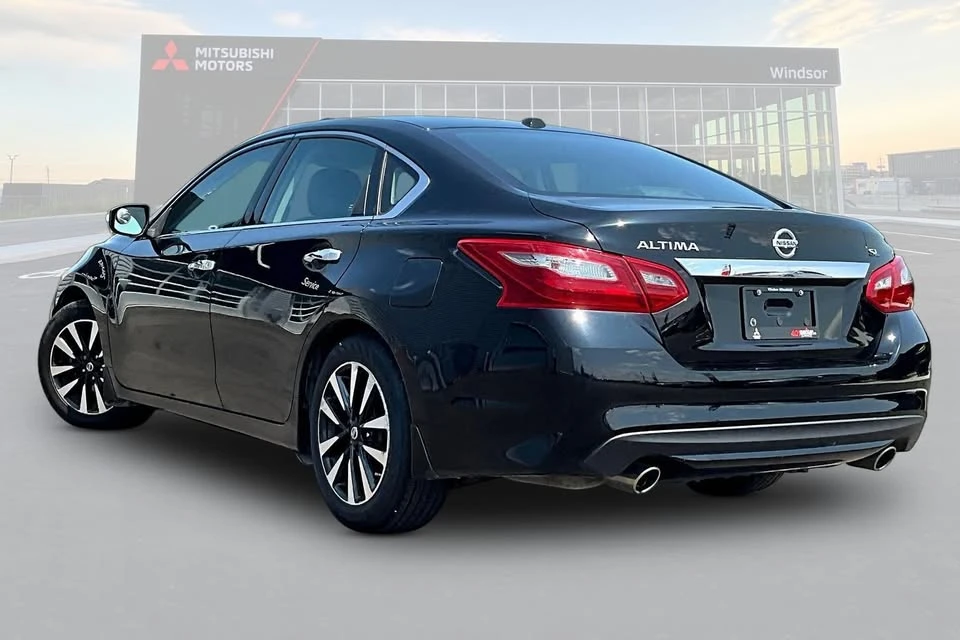 2018 Nissan Altima 5th Gen - Image 5 of 20