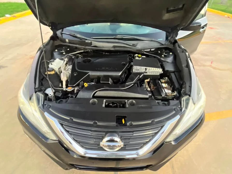 2018 Nissan Altima 5th Gen - Image 9 of 17