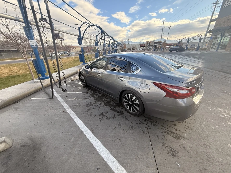 2018 Nissan Altima 5th Gen - Image 5 of 12