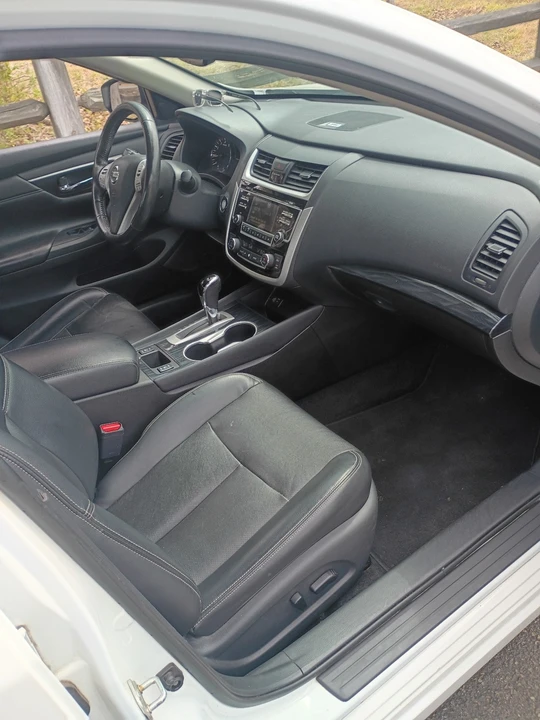 2018 Nissan Altima 5th Gen - Image 9 of 10