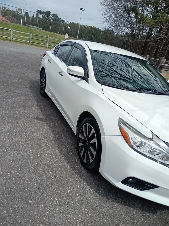 2018 Nissan Altima 5th Gen - Image 4 of 10