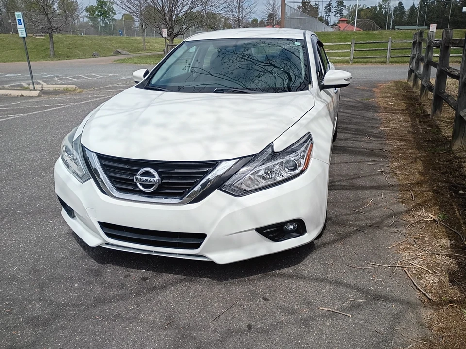 2018 Nissan Altima 5th Gen - Image 4 of 8