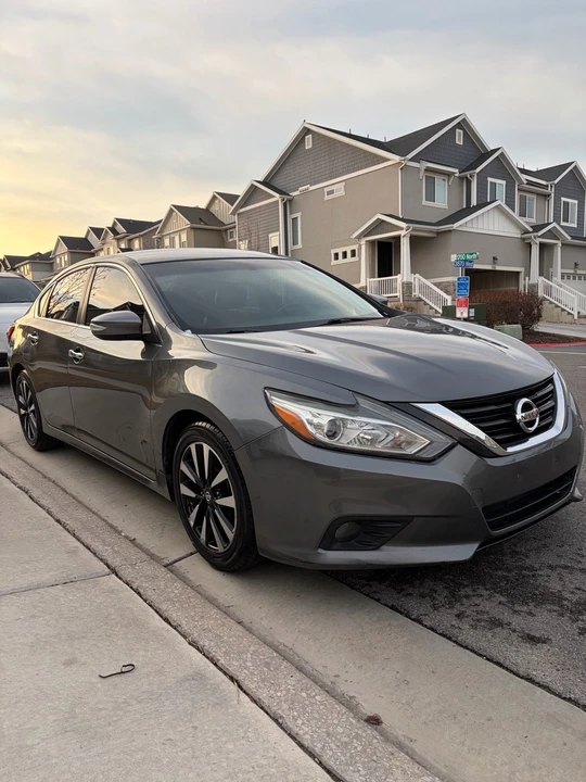 2018 Nissan Altima 5th Gen - Image 3 of 21