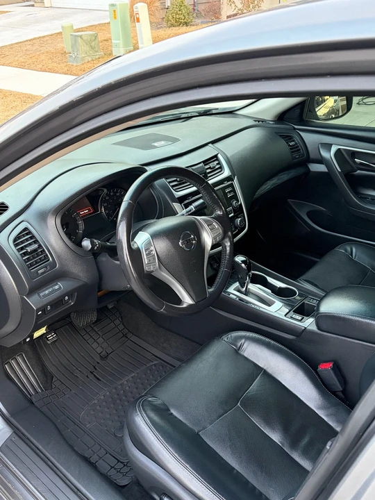 2018 Nissan Altima 5th Gen - Image 11 of 21