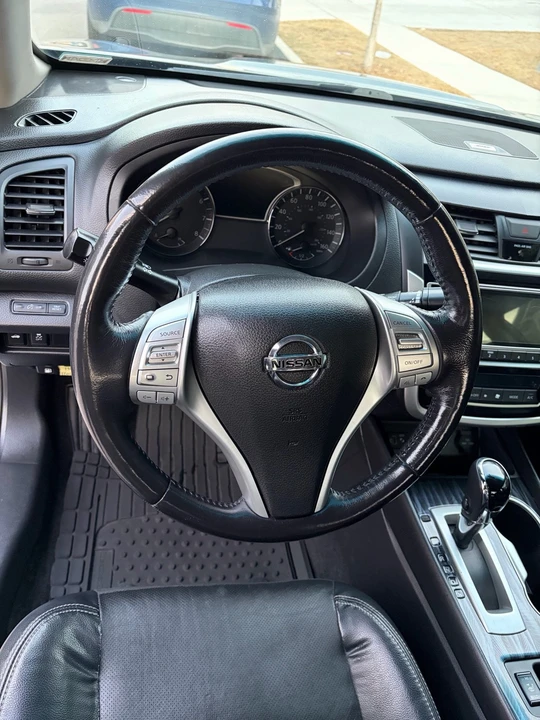 2018 Nissan Altima 5th Gen - Image 10 of 21