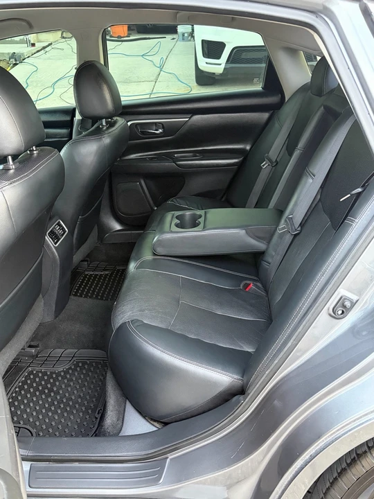 2018 Nissan Altima 5th Gen - Image 17 of 21