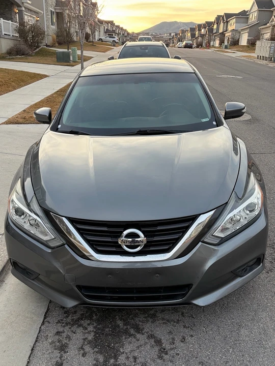 2018 Nissan Altima 5th Gen - Image 2 of 21
