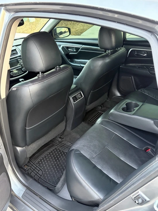 2018 Nissan Altima 5th Gen - Image 16 of 21